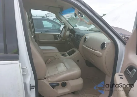 2004 Ford Expedition Eddie Bauer из США, поврежденный, VIN 1FMPU18L34LB29034